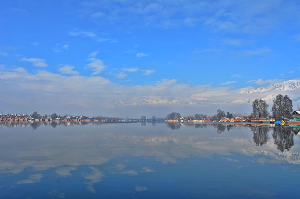 Golden Flower Heritage Houseboat Hotel Nagin Bagh Exterior foto